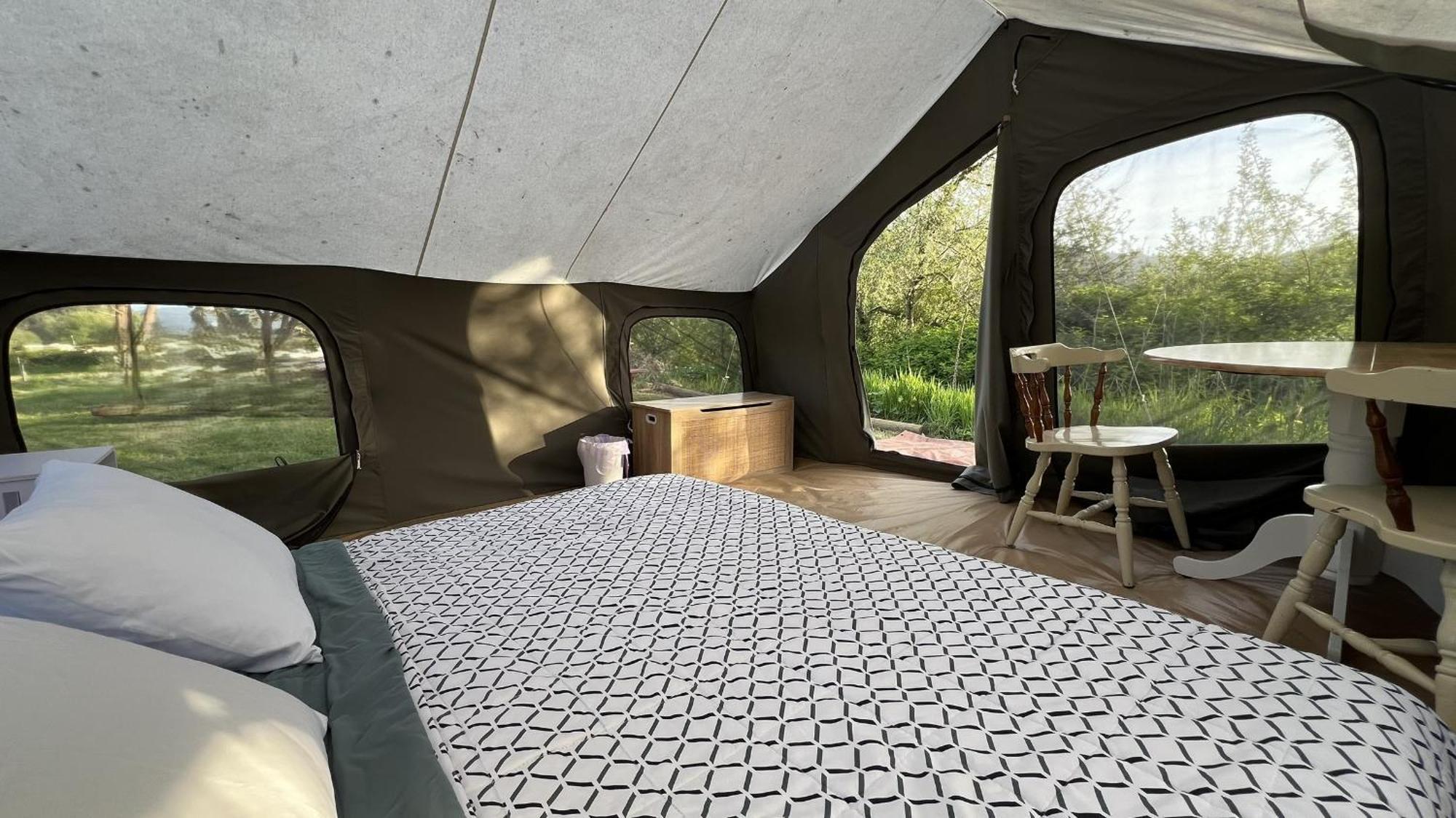 Glamping Tent On The River Кламат Екстериор снимка